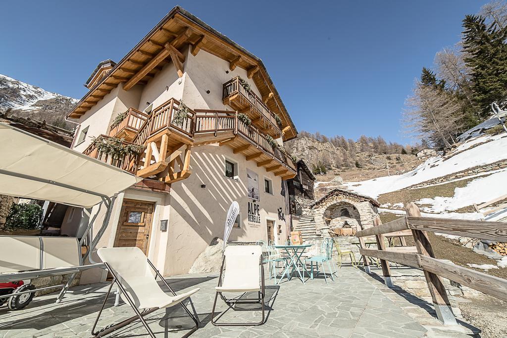 Alpe Rebelle Bed & Breakfast Bionaz Bagian luar foto