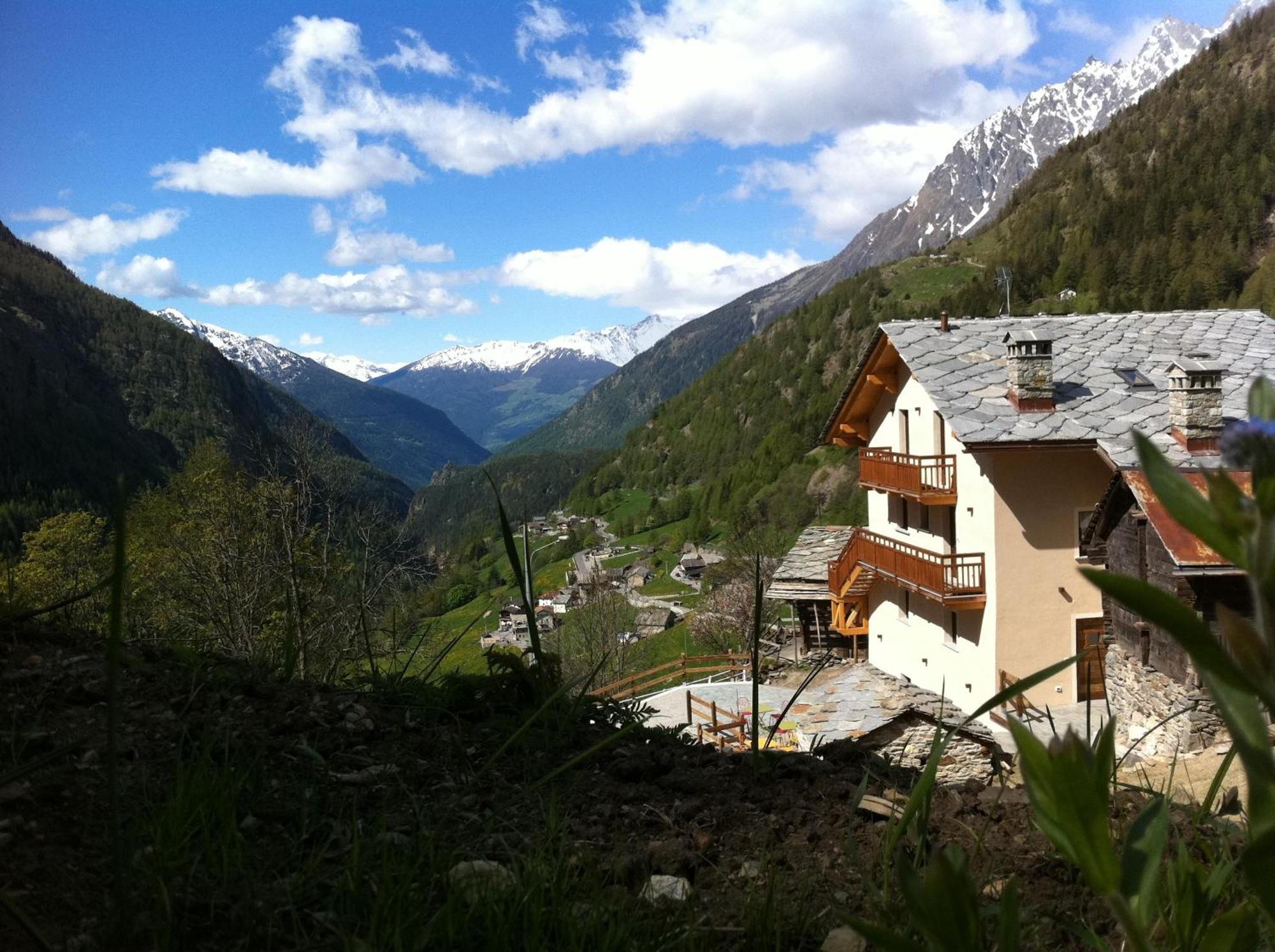 Alpe Rebelle Bed & Breakfast Bionaz Bagian luar foto