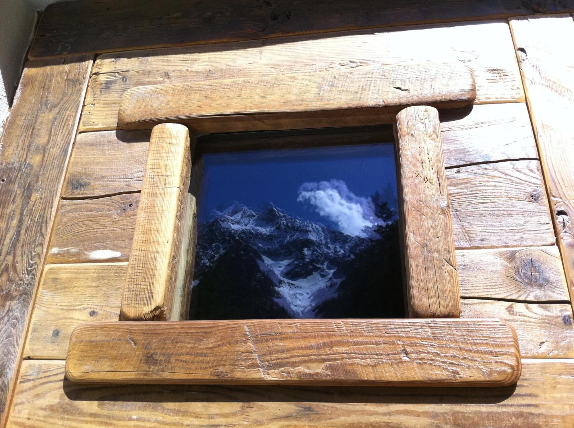 Alpe Rebelle Bed & Breakfast Bionaz Bagian luar foto