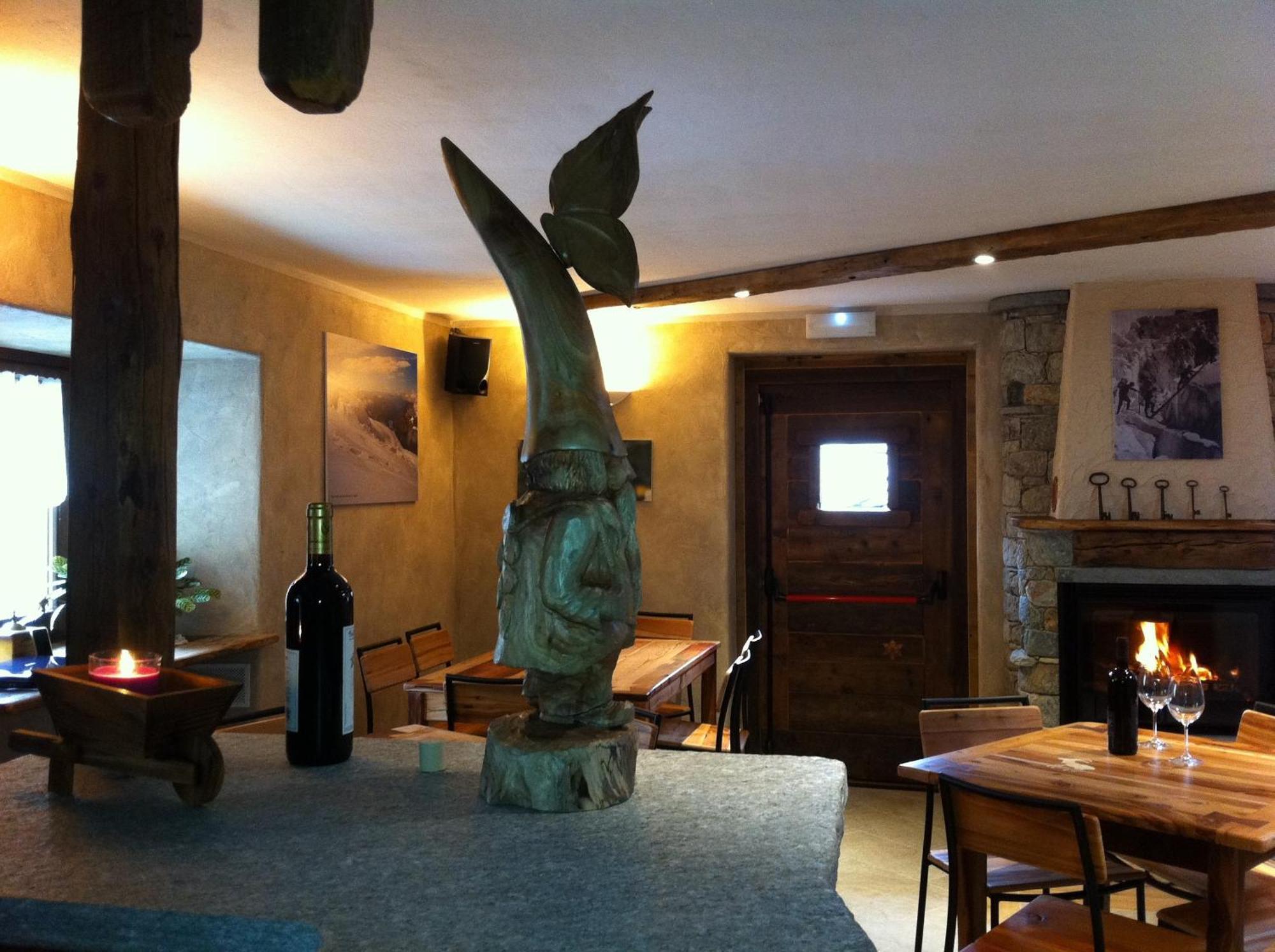 Alpe Rebelle Bed & Breakfast Bionaz Bagian luar foto