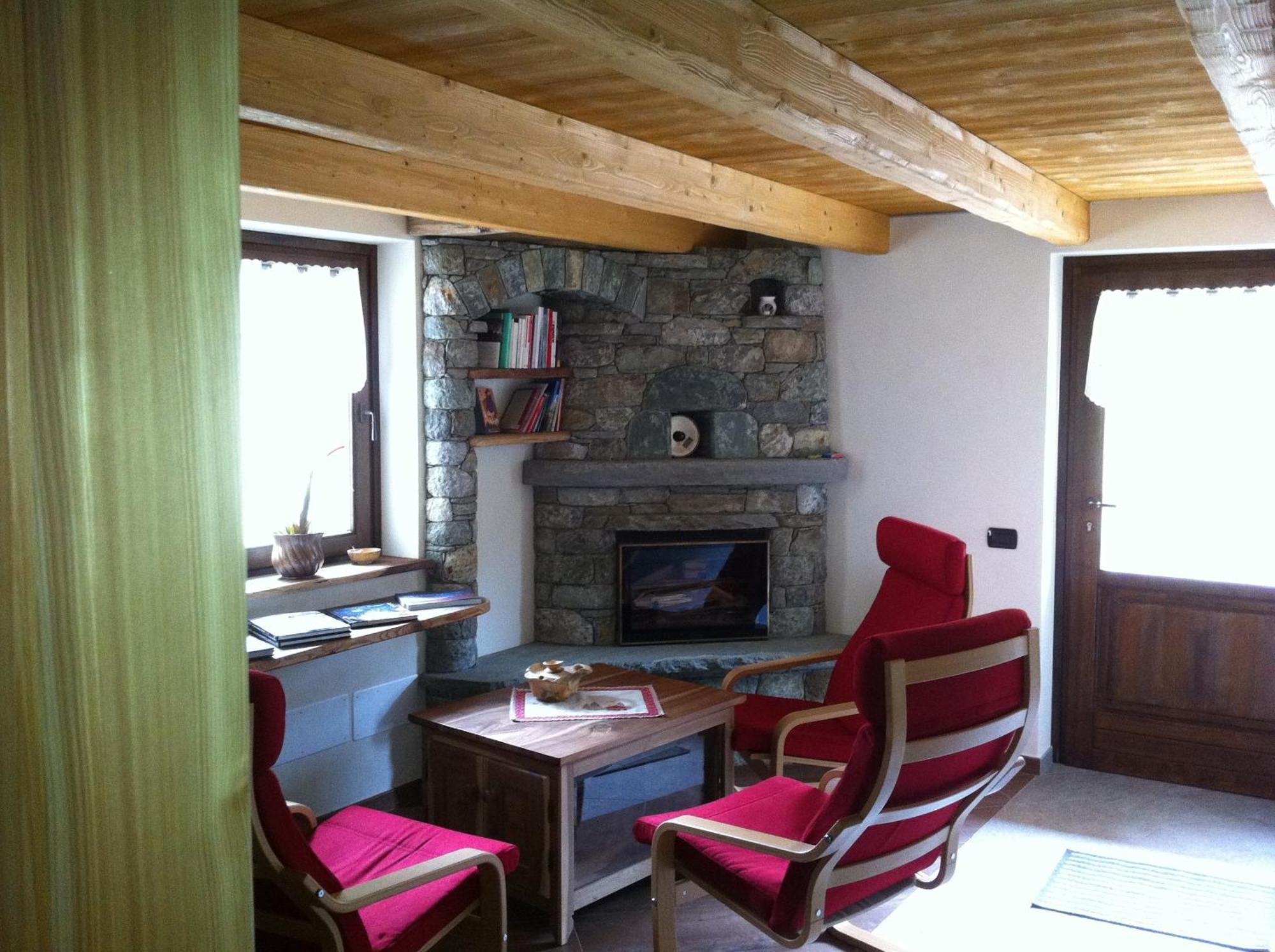Alpe Rebelle Bed & Breakfast Bionaz Bagian luar foto