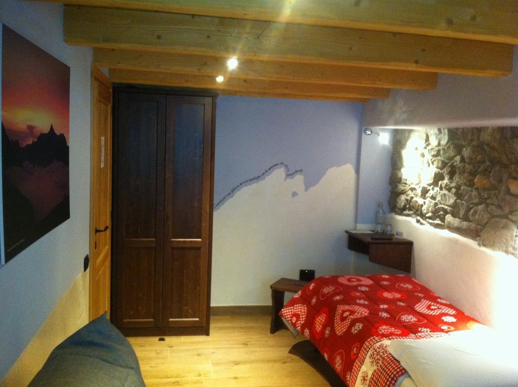 Alpe Rebelle Bed & Breakfast Bionaz Bagian luar foto