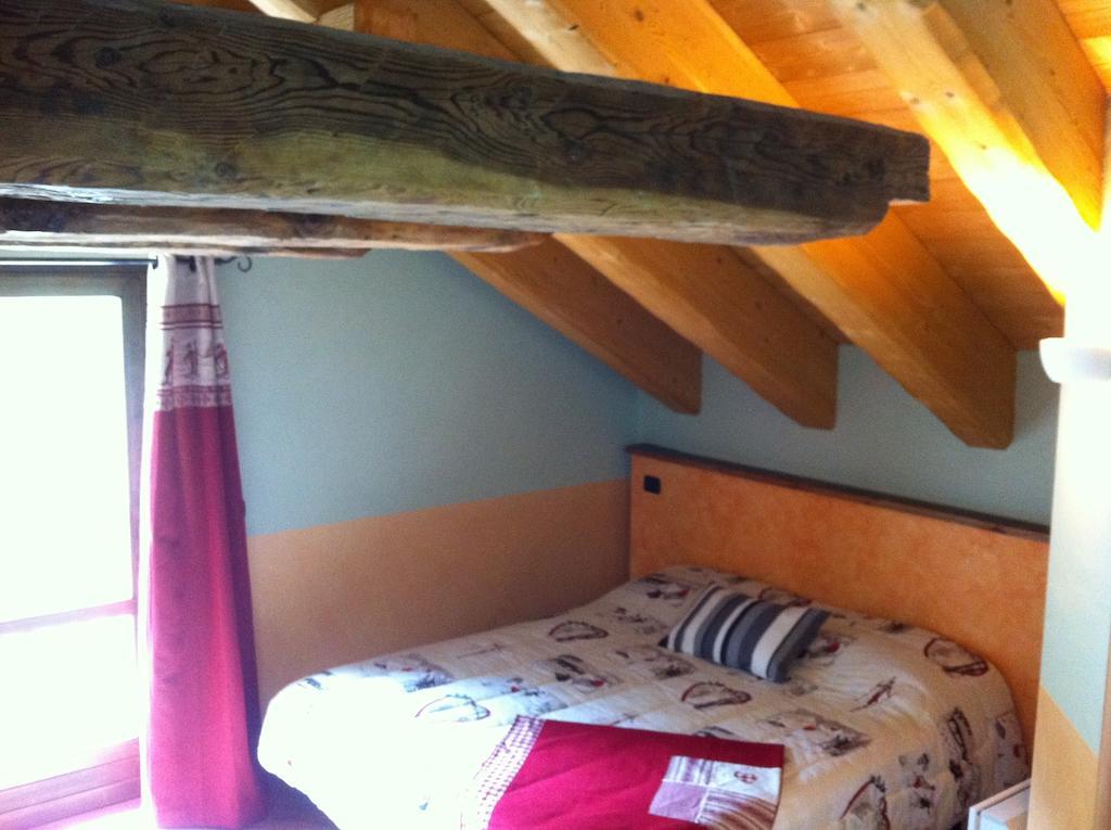 Alpe Rebelle Bed & Breakfast Bionaz Ruang foto