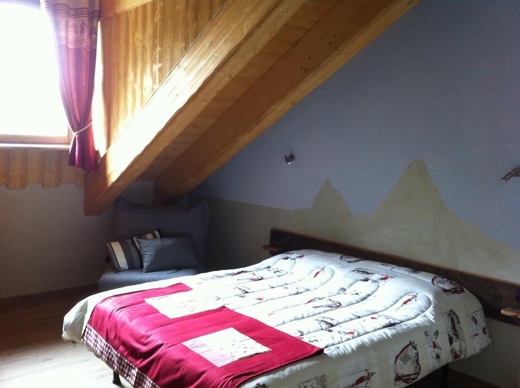 Alpe Rebelle Bed & Breakfast Bionaz Ruang foto