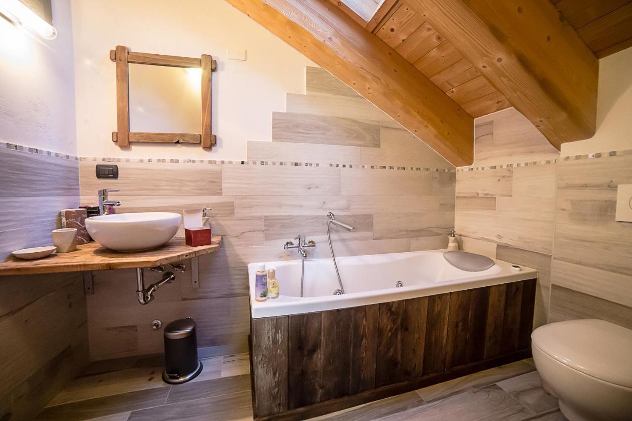 Alpe Rebelle Bed & Breakfast Bionaz Bagian luar foto